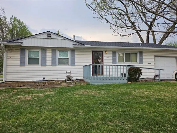 $173,000 | 3101 Southwest 30th Street, Topeka, KS 66614