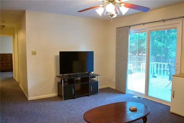 $173,000 | 3101 Southwest 30th Street, Topeka, KS 66614
