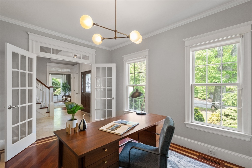 19 Dunedin Road Wellesley, MA 02481 - Photo 19 of 38