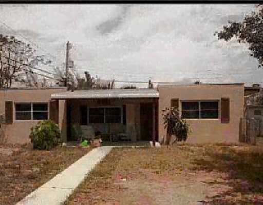 201 Lancaster Street Boca Raton, FL 33487 - Photo 1 of 1 Primary Photo