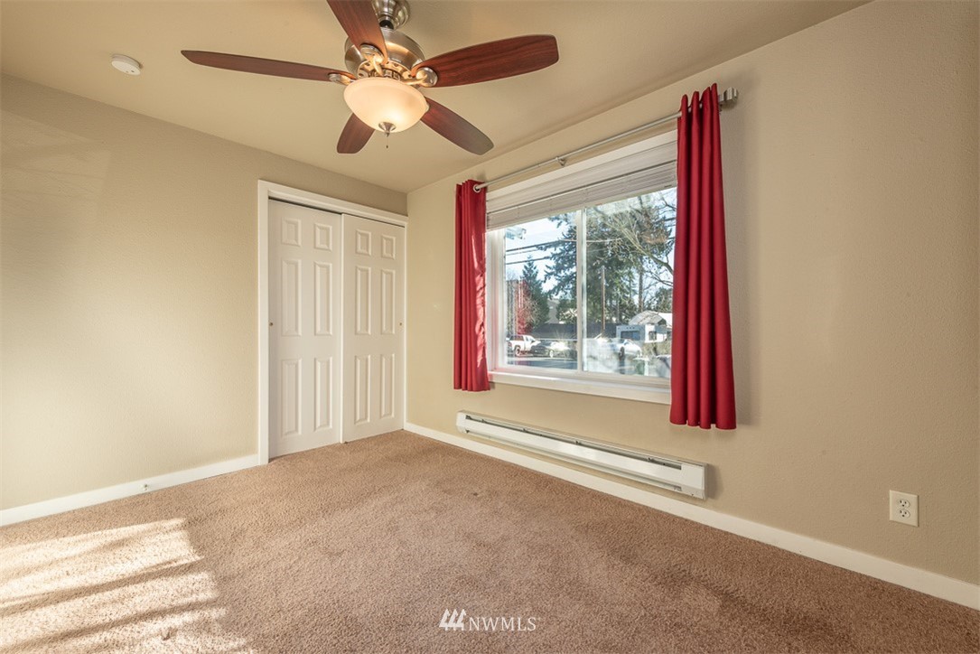 3616 Northeast 6th Street Renton, WA 98056 - Photo 13 of 26