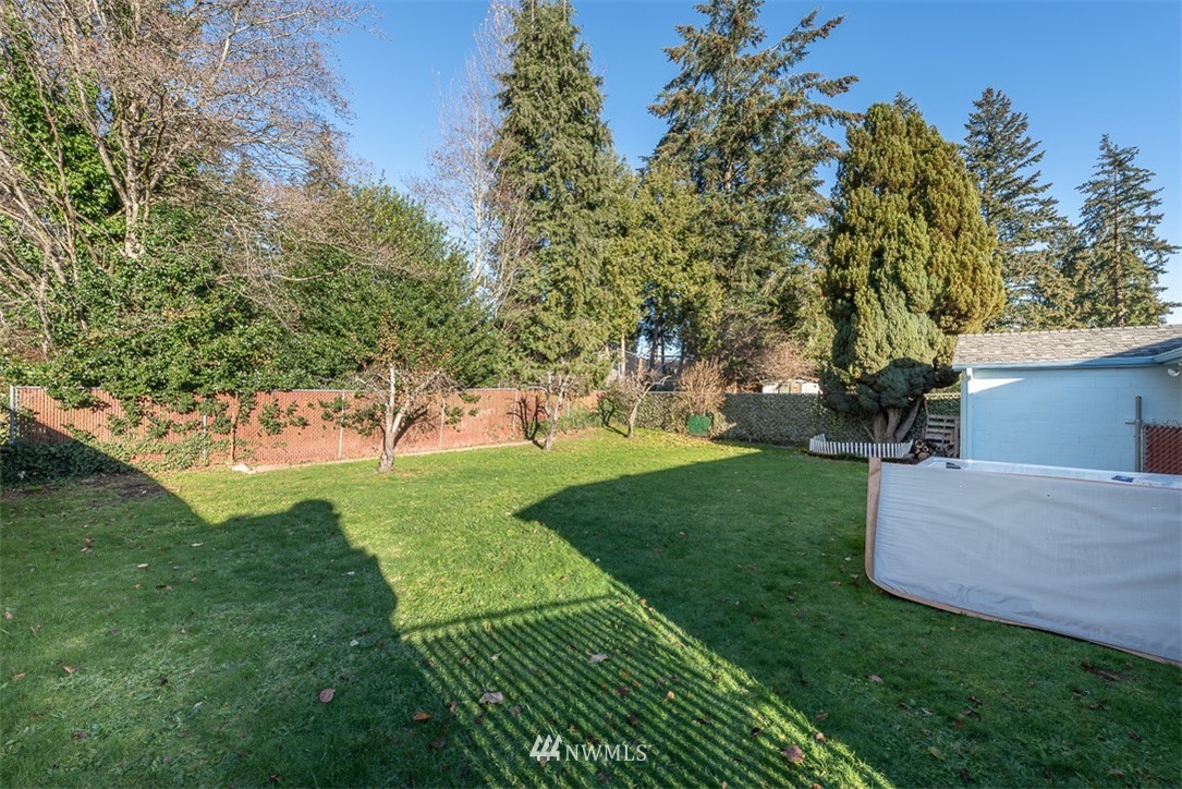 3616 Northeast 6th Street Renton, WA 98056 - Photo 19 of 26