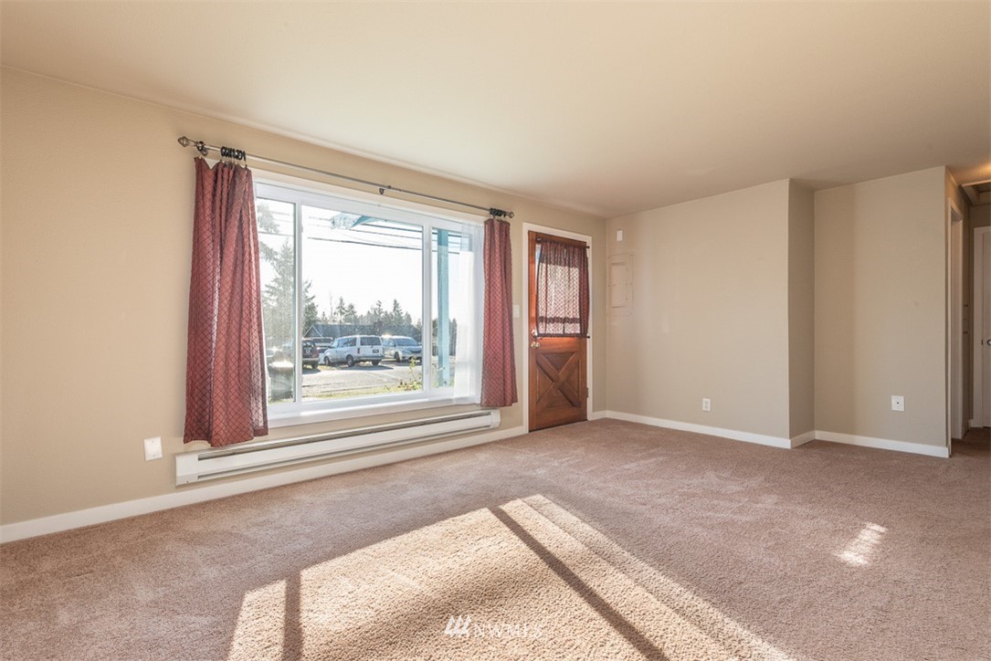 3616 Northeast 6th Street Renton, WA 98056 - Photo 3 of 26