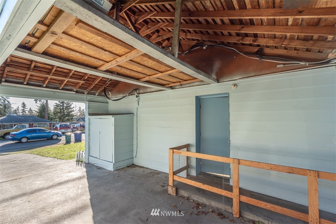 3616 Northeast 6th Street Renton, WA 98056 - Photo 24 of 26