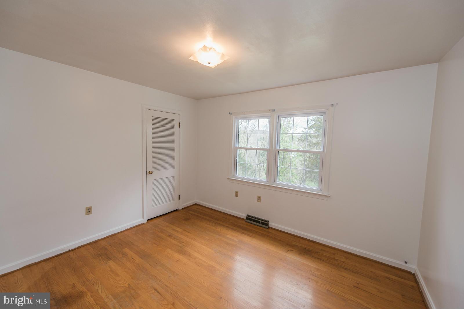 12 Spring Street Luray, VA 22835 - Photo 14 of 30 Bedroom