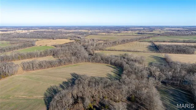 $650,000 | 346 Gouldman Road, Montgomery City, MO 63361