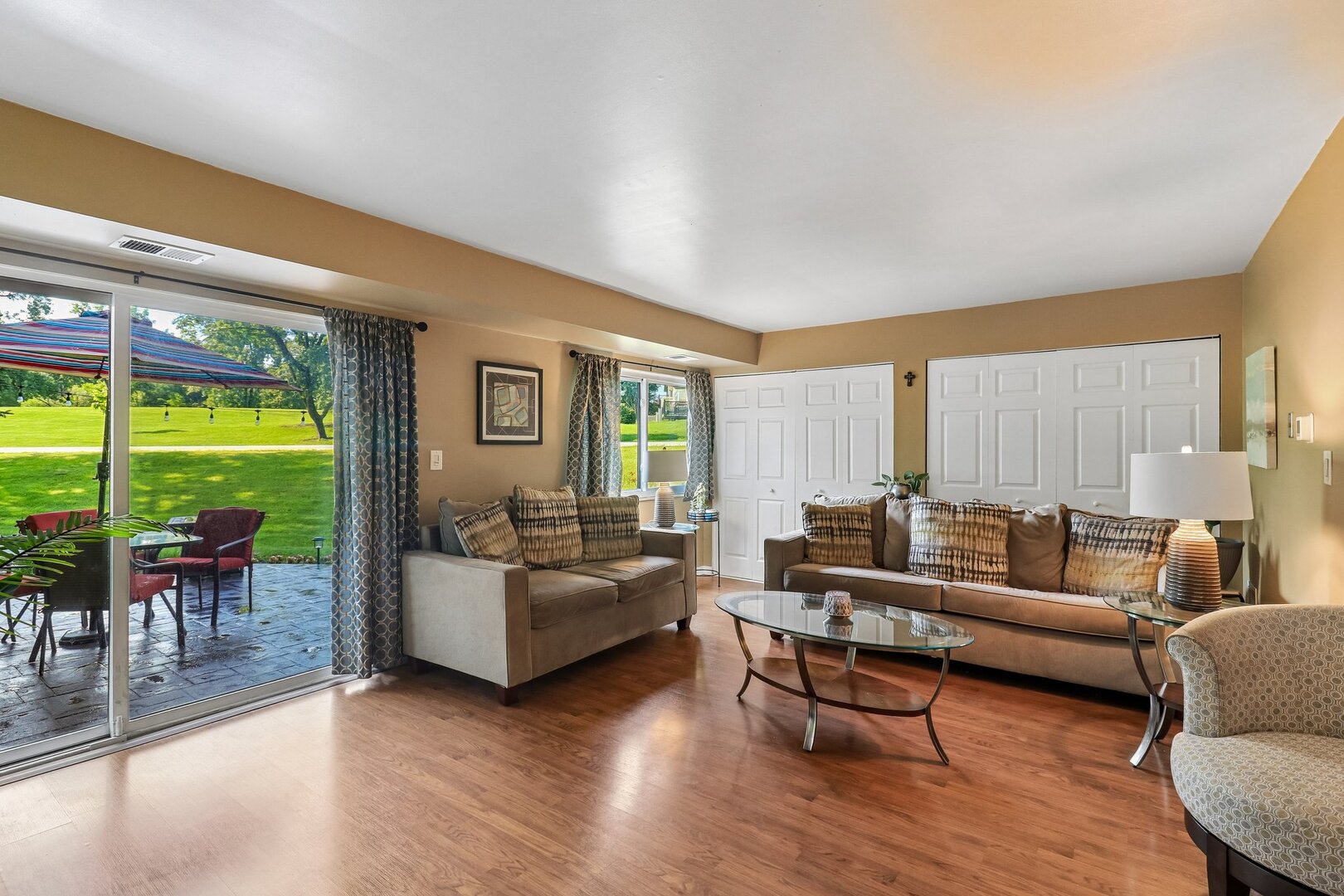 739 High Ridge Road Roselle, IL 60172 - Photo 6 of 40