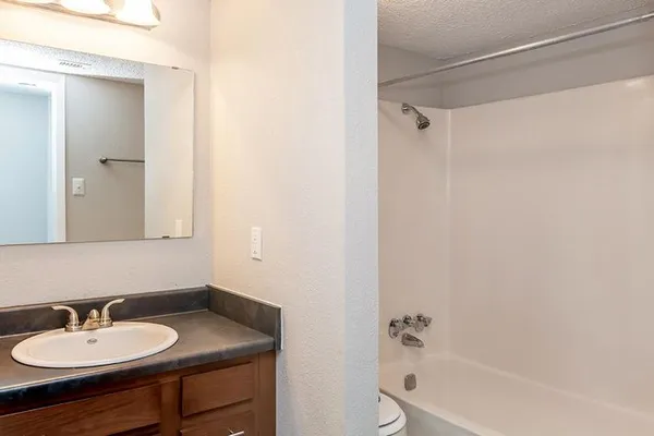 $800 | 7201 Wood Hollow Drive, Unit 322, Austin, TX 78731