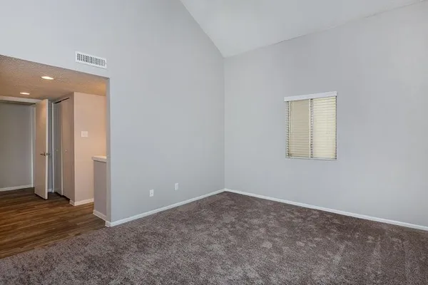 $800 | 7201 Wood Hollow Drive, Unit 322, Austin, TX 78731