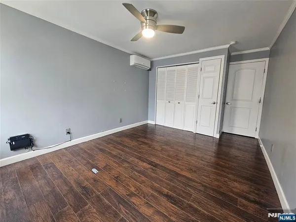 $1,600 | 108-110 Cross Street, Unit 2M, Harrison, NJ 07029