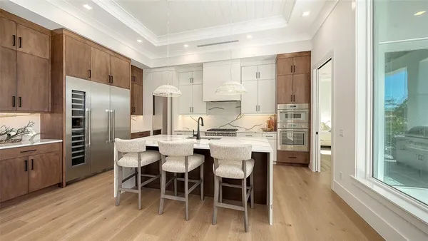 $4,649,900 | 558 Venice Lane, Sarasota, FL 34242
