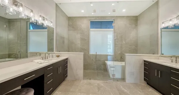 $4,649,900 | 558 Venice Lane, Sarasota, FL 34242