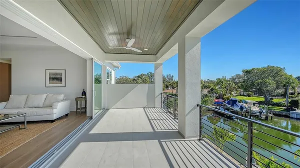 $4,649,900 | 558 Venice Lane, Sarasota, FL 34242