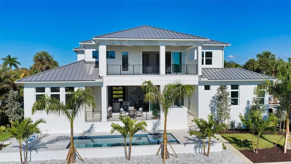 $4,649,900 | 558 Venice Lane, Sarasota, FL 34242