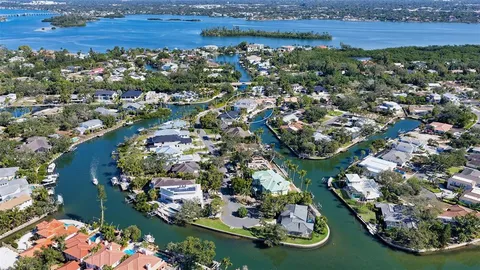 $4,649,900 | 558 Venice Lane, Sarasota, FL 34242