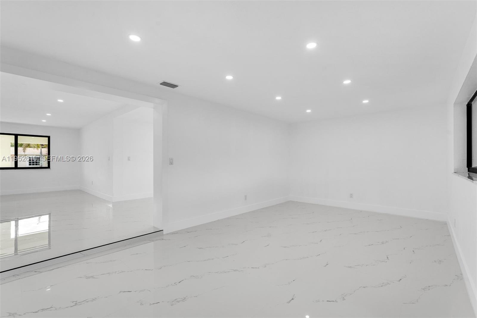 695 West 73rd Place Hialeah, FL 33014 - Photo 21 of 43