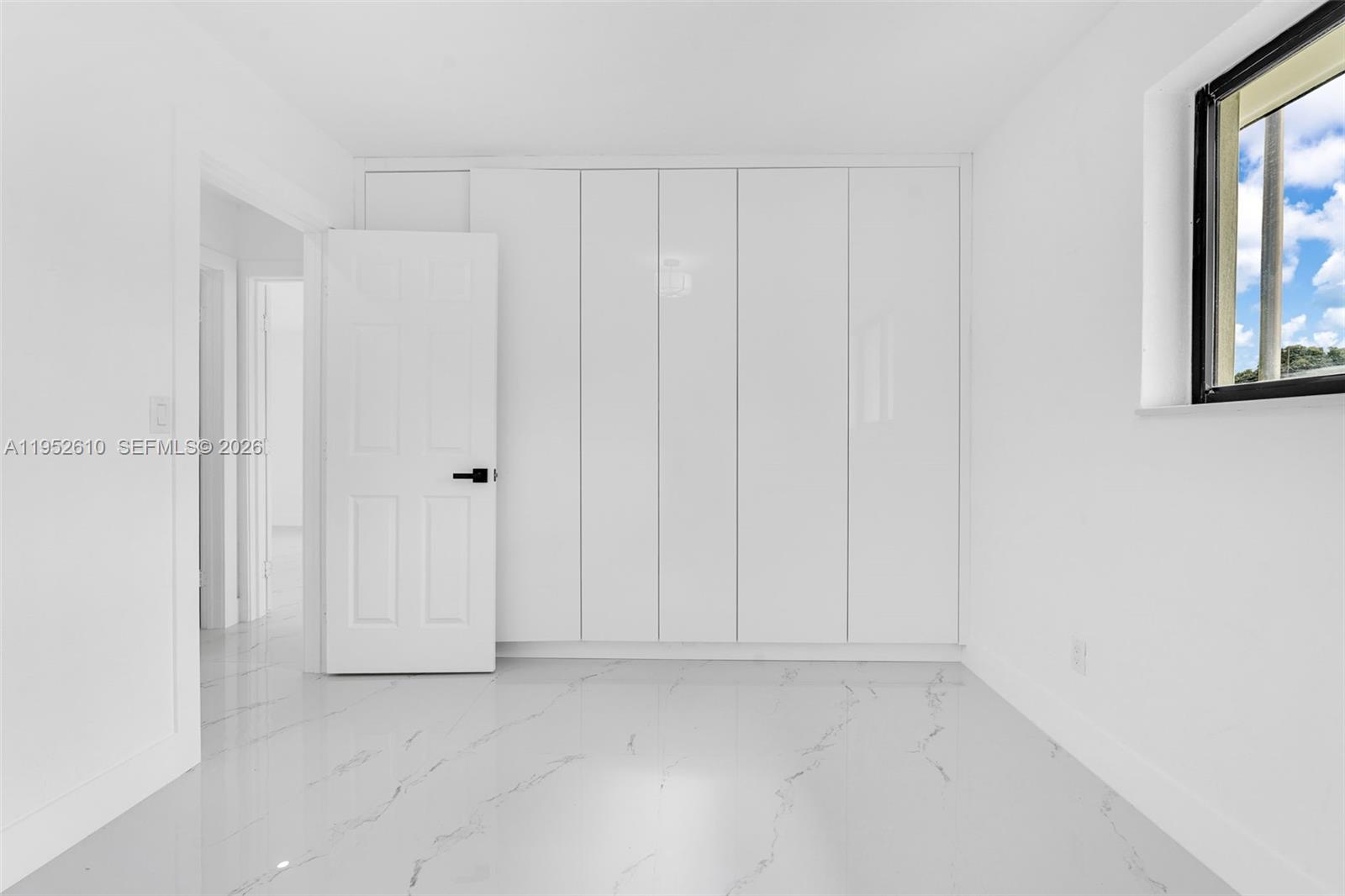 695 West 73rd Place Hialeah, FL 33014 - Photo 25 of 43