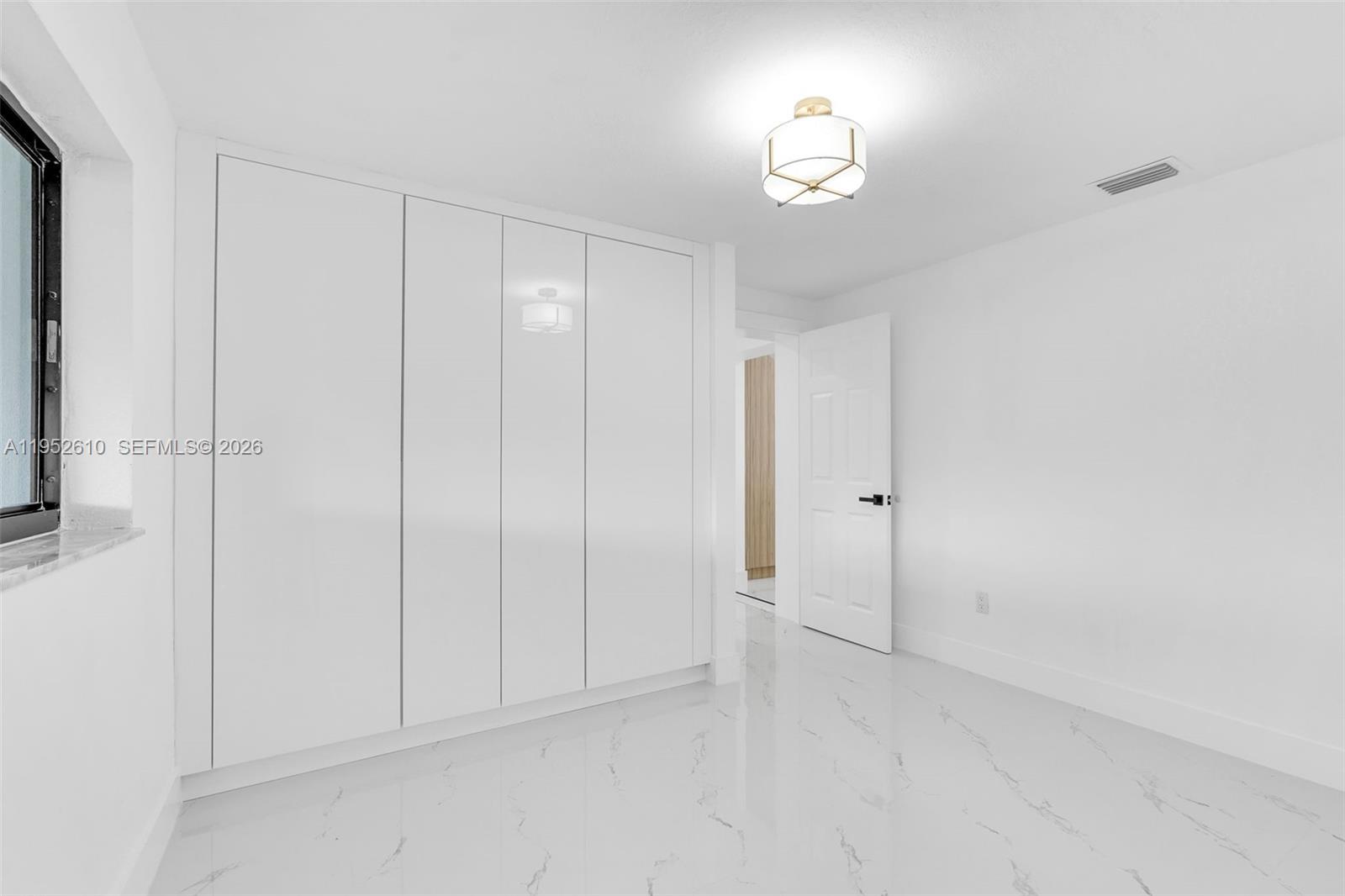 695 West 73rd Place Hialeah, FL 33014 - Photo 37 of 43