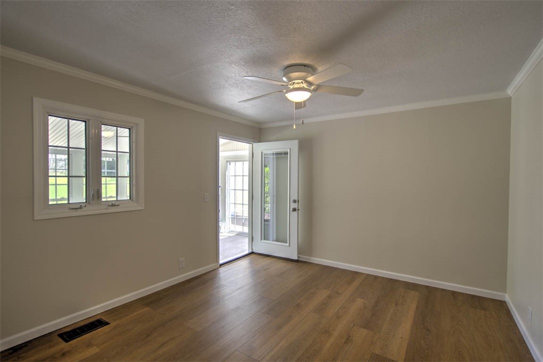216 Southmoreland Place Decatur, IL 62521 - Photo 14 of 31 Gallery Image 14