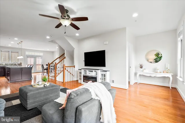 $600,000 | 9114 Kenway Lane, Frederick, MD 21704