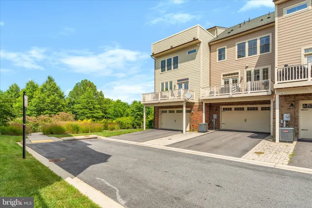 $600,000 | 9114 Kenway Lane, Frederick, MD 21704