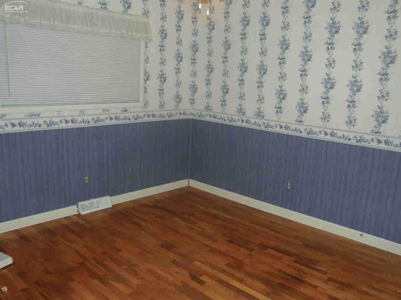 13500 Amman Road Chesaning, MI 48616 - Photo 14 of 16 21358270-13.JPG