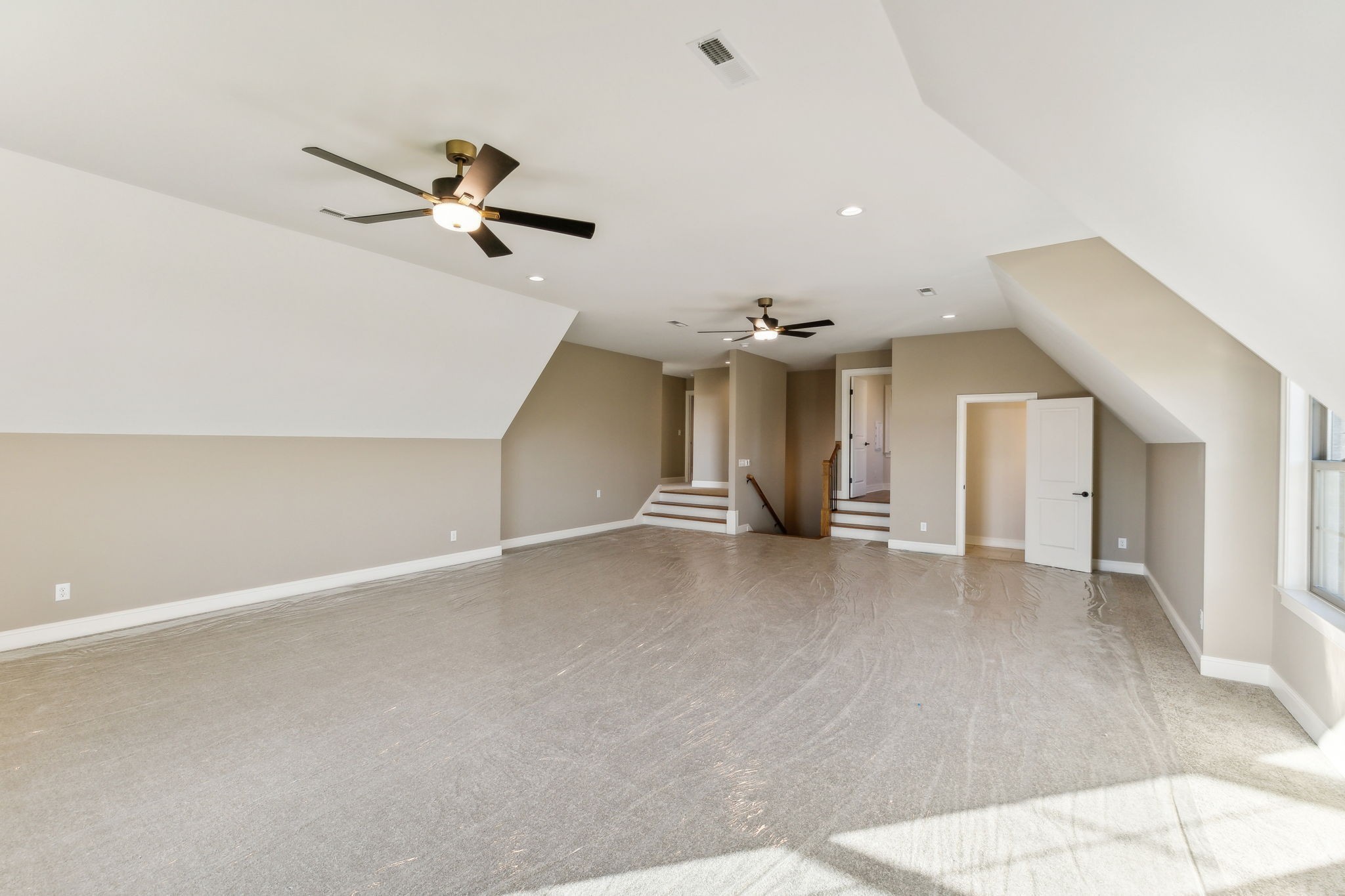 1611 Martha Washington Way Murfreesboro, TN 37130 - Photo 48 of 72 an empty room with a empty space and windows