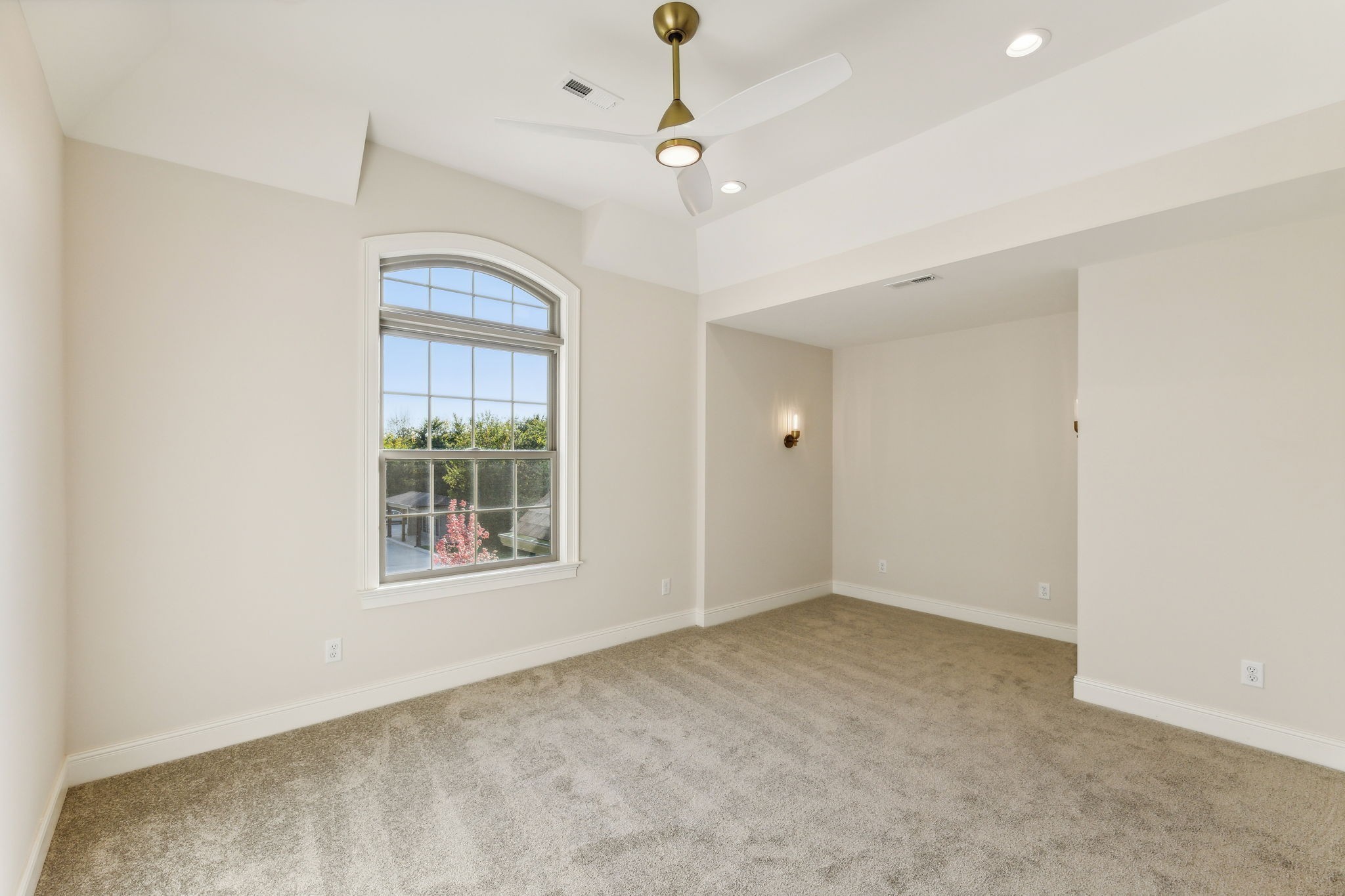 1611 Martha Washington Way Murfreesboro, TN 37130 - Photo 55 of 72 an empty room with windows and ceiling fan