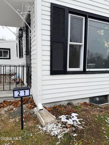 $239,900 | 21 Hovey Avenue, Hoosick Falls, NY 12090