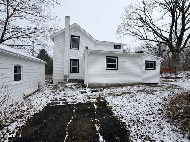 $239,900 | 21 Hovey Avenue, Hoosick Falls, NY 12090