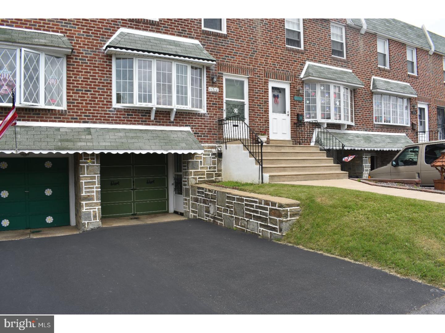 11710 Millbrook Road Philadelphia, PA 19154 - Photo 3 of 25 Exterior Front