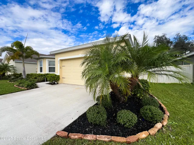 $2,200 | 590 Sorrento Drive, Cocoa, FL 32922