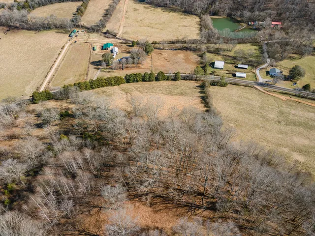 $174,900 | 0 Hurricane Creek Road, Lawrenceburg, TN 38464