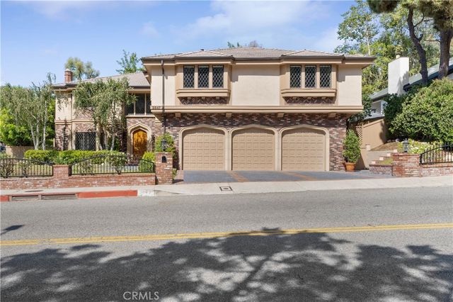 $17,000 | 2847 Deep Canyon Drive, Beverly Hills, CA 90210