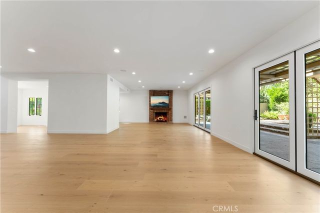 $17,000 | 2847 Deep Canyon Drive, Beverly Hills, CA 90210