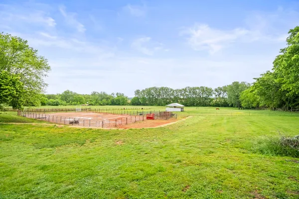 $550,000 | 5535 Highway 161, Springfield, TN 37172