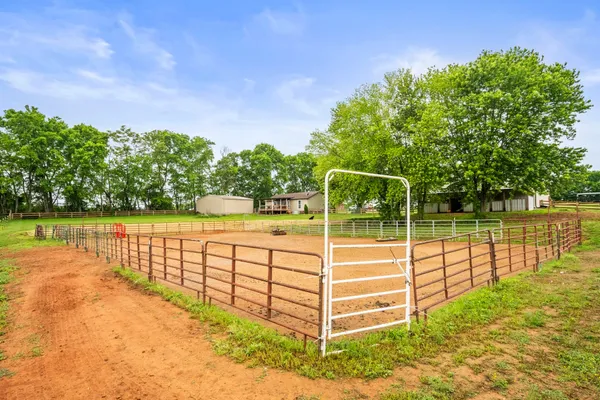 $550,000 | 5535 Highway 161, Springfield, TN 37172