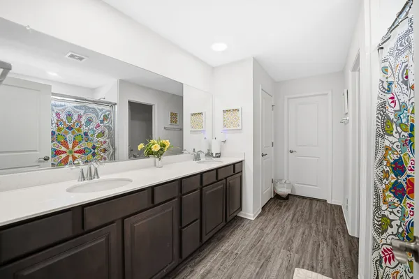 $575,000 | 1032 Blazing Star Street, South Elgin, IL 60177