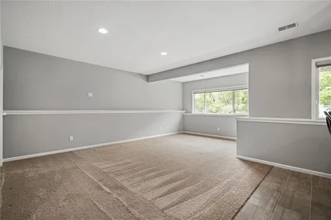 $600,000 | 21544 West 176th Terrace, Olathe, KS 66062