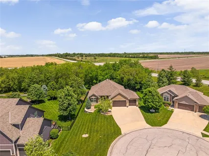 $600,000 | 21544 West 176th Terrace, Olathe, KS 66062