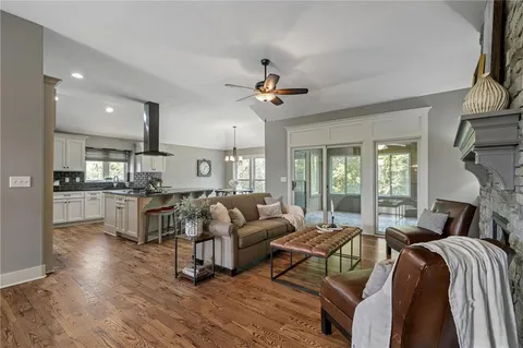 $600,000 | 21544 West 176th Terrace, Olathe, KS 66062