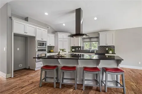 $600,000 | 21544 West 176th Terrace, Olathe, KS 66062