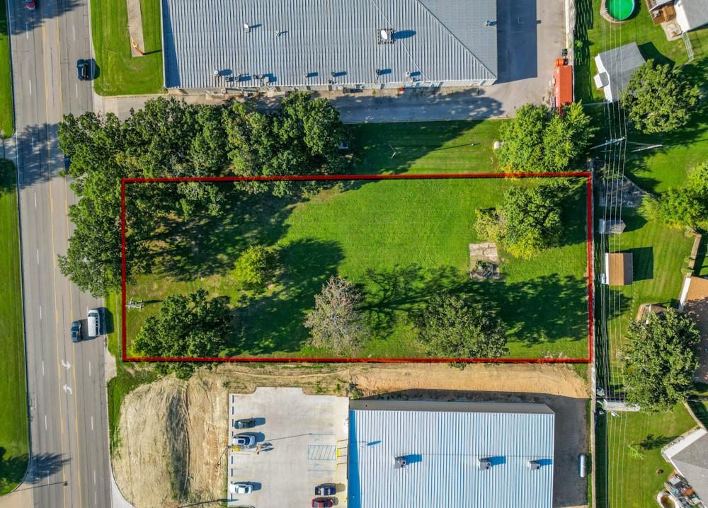 1075 Lynn Street Lebanon, MO 65536 - Photo 3 of 13