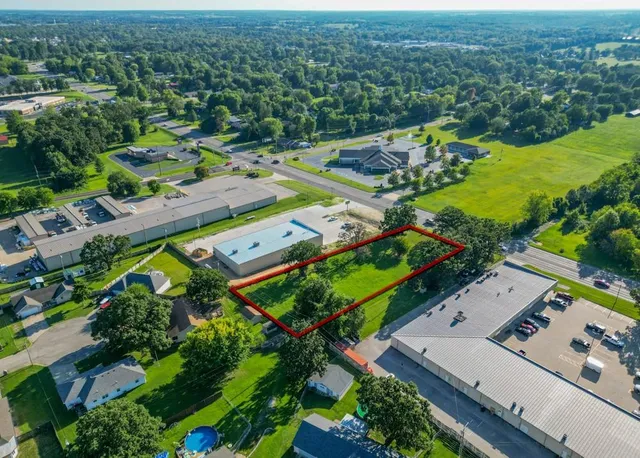 $250,000 | 1075 Lynn Street, Lebanon, MO 65536