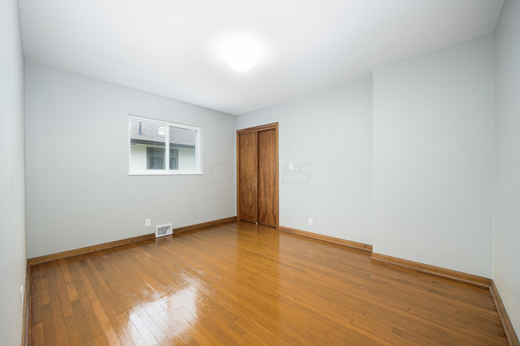 2864 Castlewood Road Columbus, OH 43209 - Photo 23 of 45 2864 Castlewood Rd 036