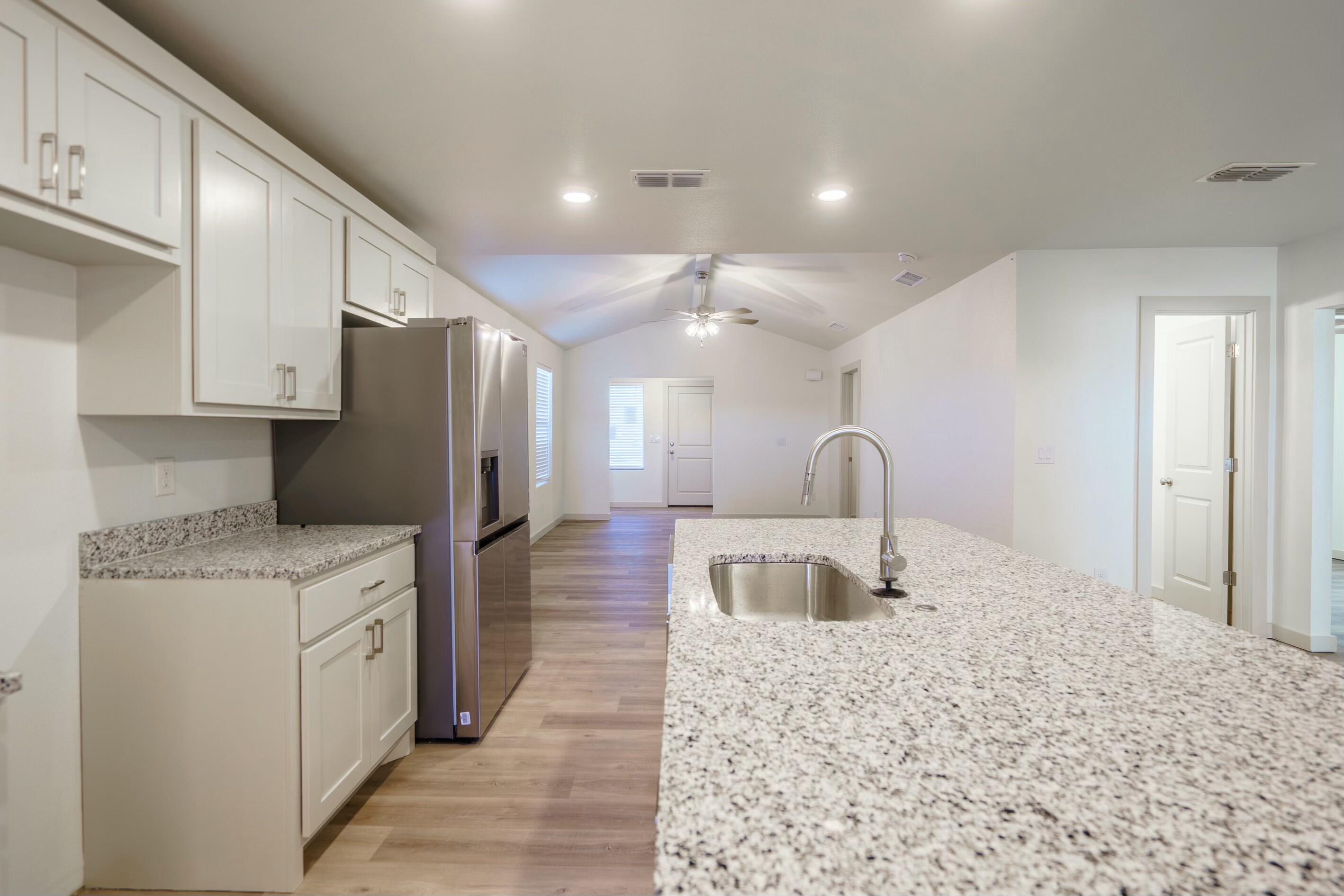 8011 Date Avenue Lubbock, TX 79404 - Photo 2 of 10 tempImageOKPKOc