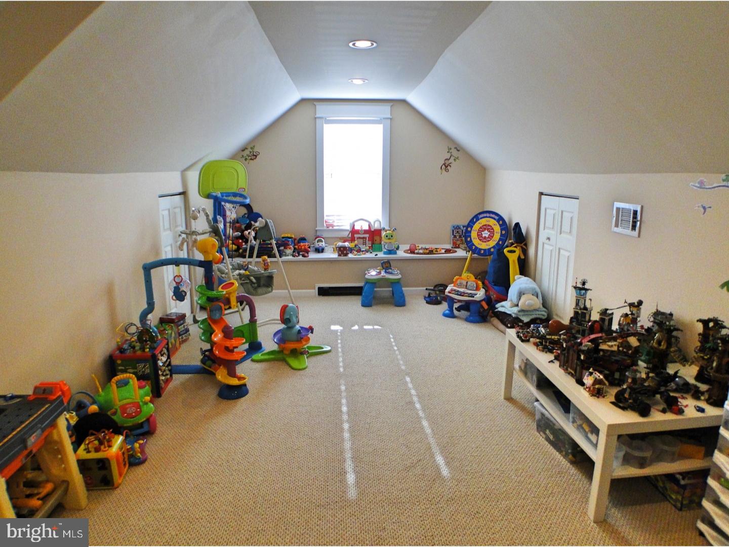 803 East Darby Road Havertown, PA 19083 - Photo 17 of 19 Gallery Image 17