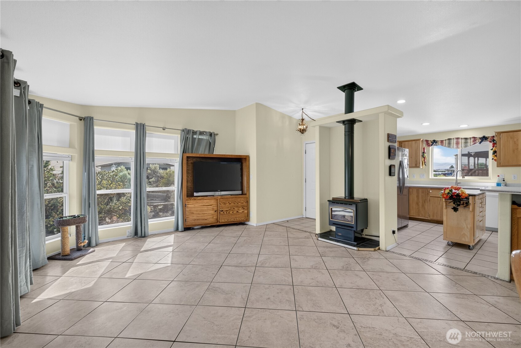 105 Edgewater Way South Mattawa, WA 99349 - Photo 5 of 39