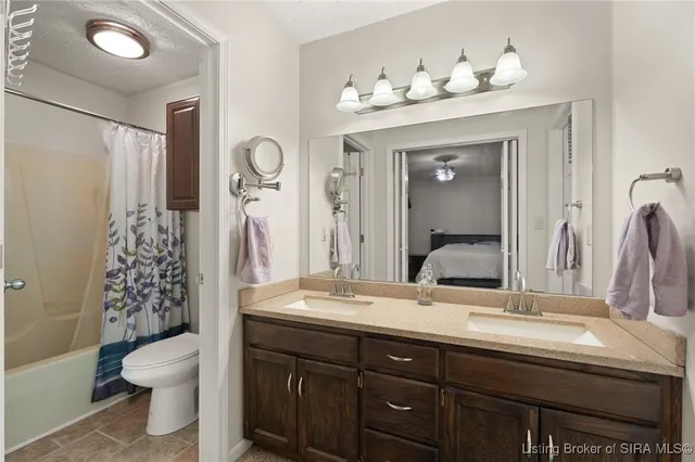 $399,900 | 9404 Hunters Ridge Drive, Georgetown, IN 47122