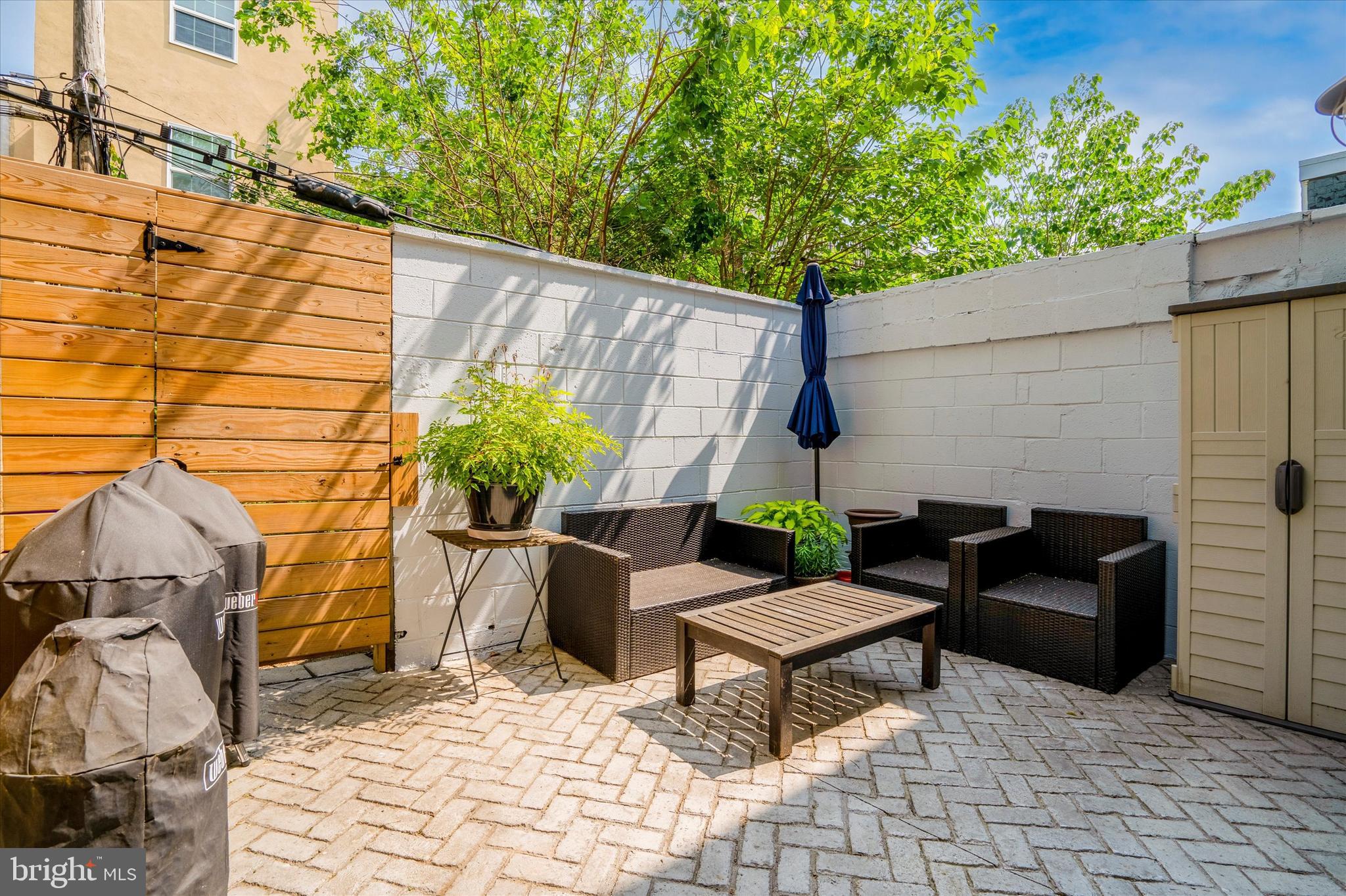 2031 Pemberton Street Philadelphia, PA 19146 - Photo 11 of 27